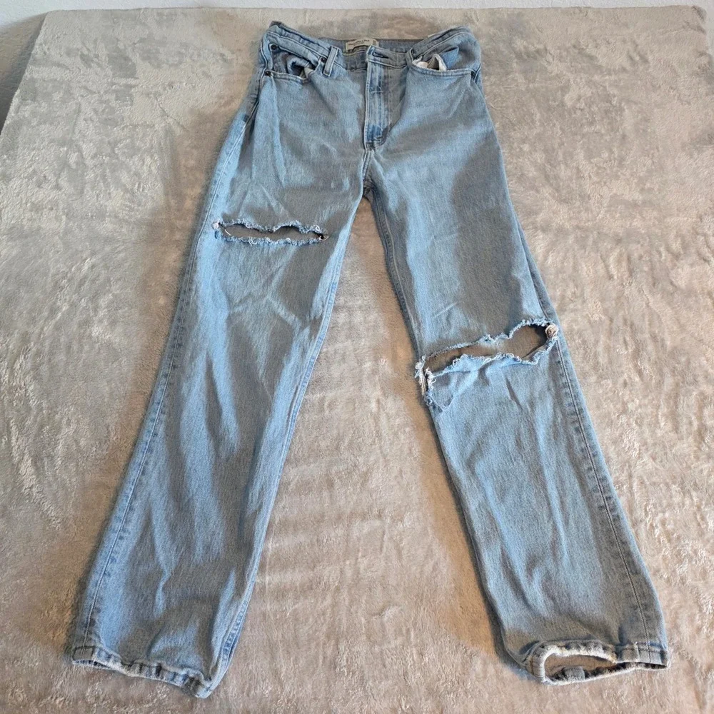 Abercrombie & Fitch Sz 30 10R The 90s Straight Ultra High Rise Distressed Jeans